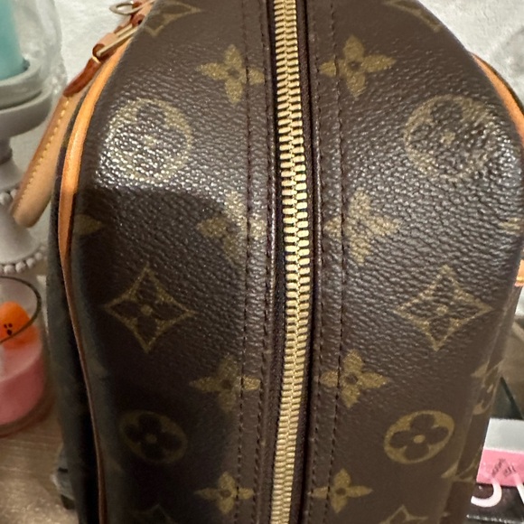 Authentic LV Deauville Handbag Monogram Canvas - Picture 10 of 14